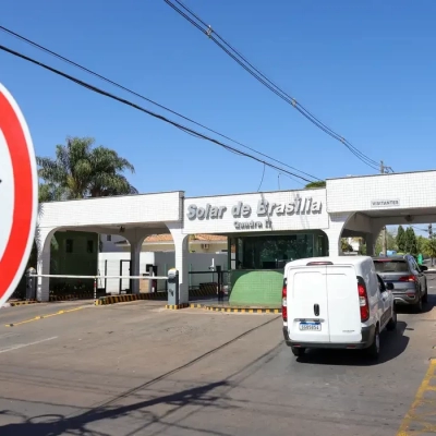 Moraes proíbe drones perto da casa onde Bolsonaro cumpre prisão