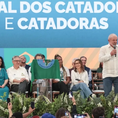 Lula defende que catadores tenham mais acesso à serviços públicos