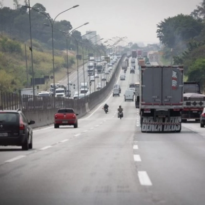 Natal e Ano Novo devem movimentar mais de 40 milhões de veículos nas rodovias concedidas de São Paulo
