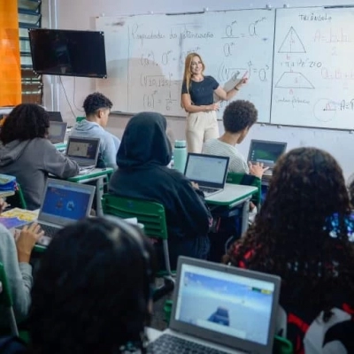 Governo de SP abre processo seletivo para professores de Ensino Fundamental e Médio