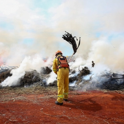 Alta temperatura e baixa umidade fazem Defesa Civil emitir alerta para risco de incêndio no interior de São Paulo
