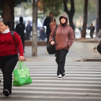 Defesa Civil de SP alerta para os riscos de improvisar formas de aquecimento no inverno; confira