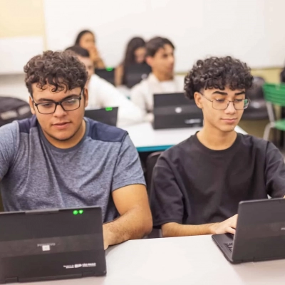 Bolsa de estágio para estudantes do ensino médio tem 2.565 vagas em São Paulo; confira o valor para cada curso