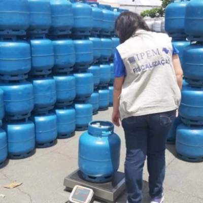 Segurança na cozinha: Ipem-SP alerta para cuidados no manuseio de botijões de gás