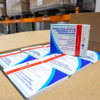 Butantan completa entrega de vacina contra bronquiolite para gestantes ao Ministério da Saúde