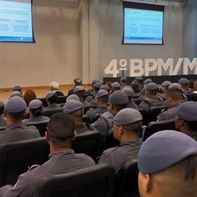 Governo de SP realiza treinamento com policiais militares sobre as melhores abordagens ao lidar com pessoas autistas