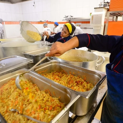 Bom Prato incentiva alimentação saudável e aproveitamento integral dos alimentos