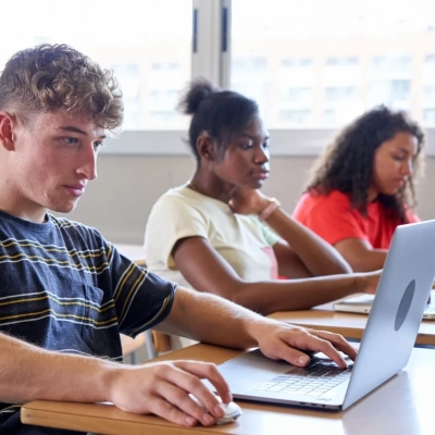 Últimos dias para se inscrever em quase 3 mil vagas de cursos online gratuitos em todo o estado de SP