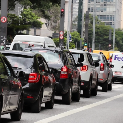 Licenciamento de veículos pode ser feito pelos canais digitais do Poupatempo; saiba como realizar o serviço