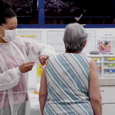 Butantan inicia estudo clínico de vacina contra gripe em pessoas acima de 60 anos