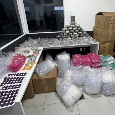 PM desarticula depósito de drogas com mais de 30 kg em operação especial