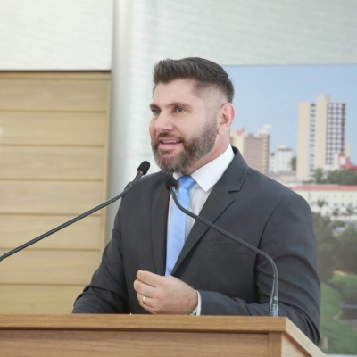 Vereador Henri Arida pede e acompanha limpeza do Parque João Pellegrini