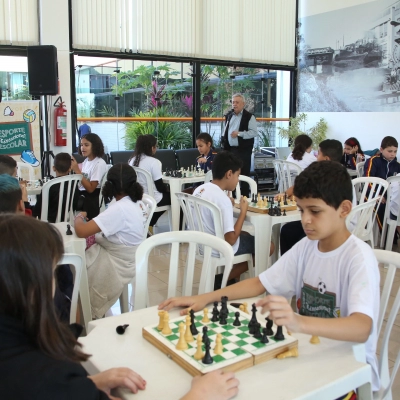 Câmara Sorocaba recebe segundo festival de xadrez com alunos da rede municipal