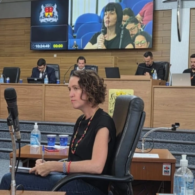 Fernanda Garcia cobra contratação de psiquiatra e melhorias na estrutura dos serviços de saúde