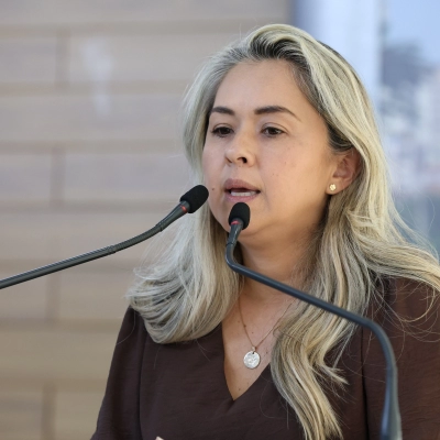 Jussara Fernandes defende novo chamamento público para a gestão do Hospital Veterinário Municipal