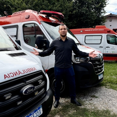 Dylan Dantas solicita explicações sobre ambulâncias paradas em Sorocaba