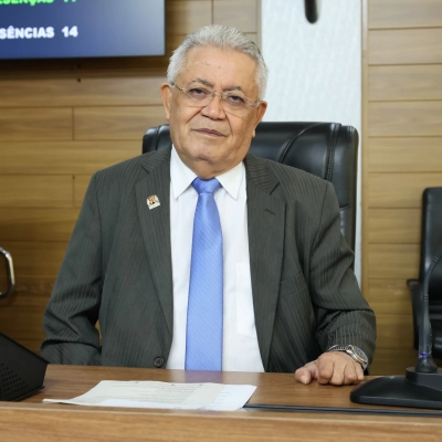 Programa “Leitura nos Ônibus” é criado por lei publicada para incentivar hábito de leitura no transporte público