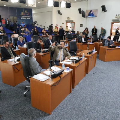 Aprovados requerimentos sobre segurança nos terminais, falta de medicamentos na rede e manutenção de escolas