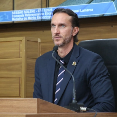 Esportistas recebem honrarias da Câmara Municipal