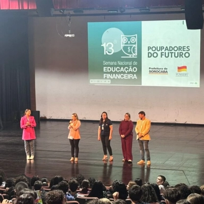 Estudantes da rede municipal de ensino participam do projeto “Poupadores do Futuro” sobre educação financeira