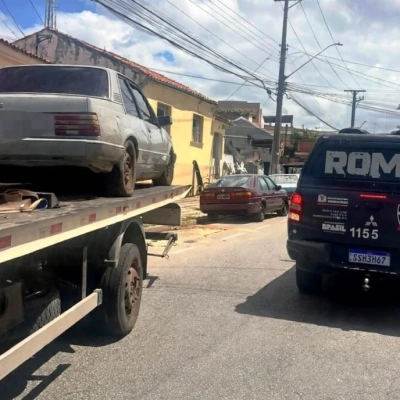 Veículo furtado é localizado pela GCM durante patrulhamento preventivo no bairro Barcelona