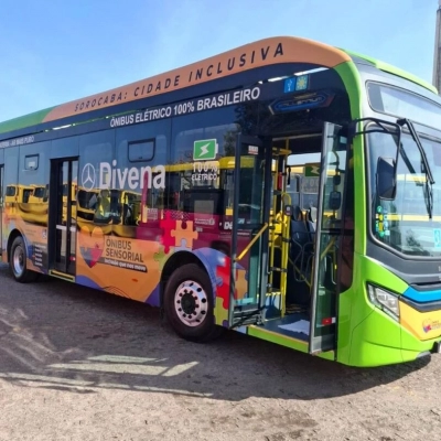 Prefeitura retoma Linha Rosa e cria Ônibus Sensorial nos horários de pico entre terminais no Centro de Sorocaba