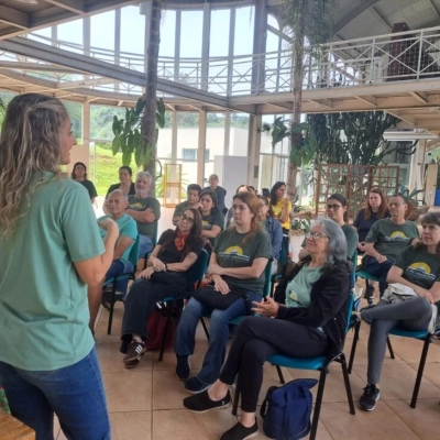 Clube de Jardinagem tem aula de aromaterapia no Jardim Botânico de Sorocaba