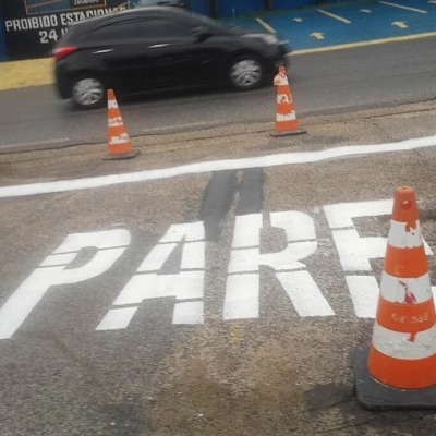 Semob implanta mão única de trânsito em rua na Vila Guimarães