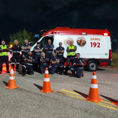 Condutores de Veículos de Emergência participam de simulação realística em horário noturno