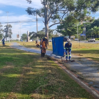 Prefeitura de Sorocaba intensifica roçagem de mato alto em toda a cidade