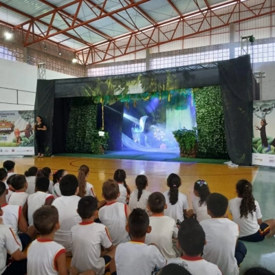 Projeto “Os Guardiões da Floresta” leva teatro, cultura e consciência ambiental às escolas da rede municipal