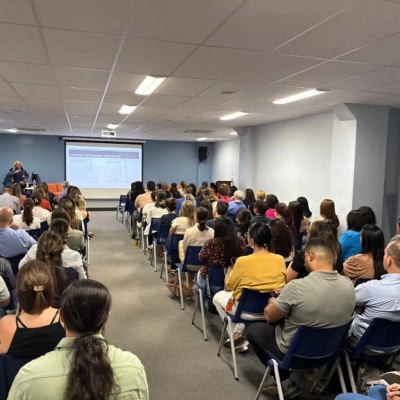 Profissionais da saúde participam de curso de atualização em arboviroses