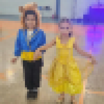Escola da rede municipal realiza apresentação musical em Festa da Primavera com a participação de professores e alunos