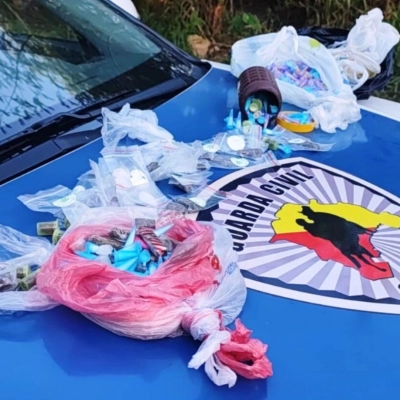 GCM apreende 376 porções de drogas em Brigadeiro Tobias