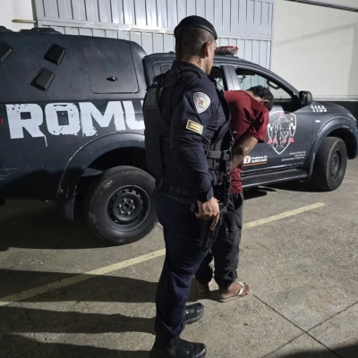 GCM apreende 104 porções de entorpecente e prende homem por tráfico nas imediações do Mercado Distrital