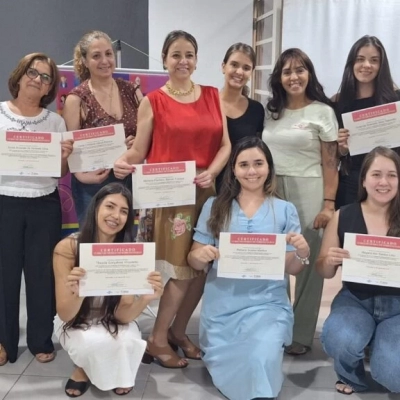 Secretaria da Mulher, Senac e Sebrae entregam os certificados para as participantes do curso de Design de Sobrancelhas