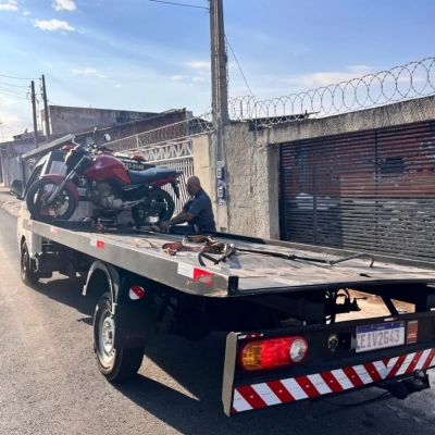 Motocicleta com mais de 400 multas e R$ 80 mil em débitos é apreendida pela GCM