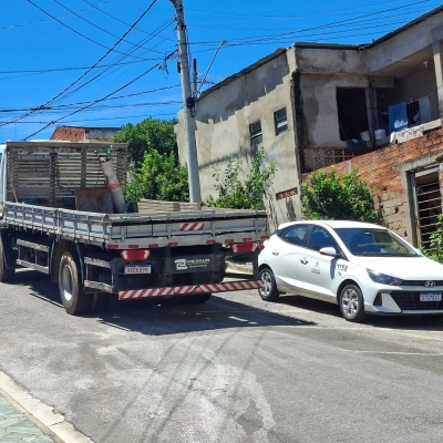 Operação Ferro-Velho interdita estabelecimento irregular nesta quinta-feira (11) no Jd. Hungarês