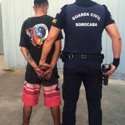 GCM detém acusado de tráfico e recolhe 165 porções de drogas na região do Éden