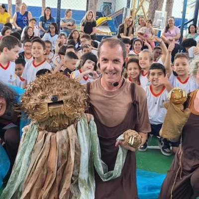 E.M. Prof. Wanderlei Acca recebe o projeto “Histórias com a Mafralda”, fomentado pela LINC 2024