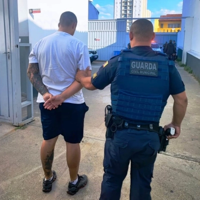 GCM conduz à delegacia suspeito de furto em estabelecimento comercial no Centro