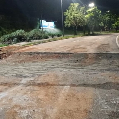 Avenida Dom Aguirre tem desvios no trânsito por obras do Saae/Sorocaba na manhã desta sexta-feira (5)