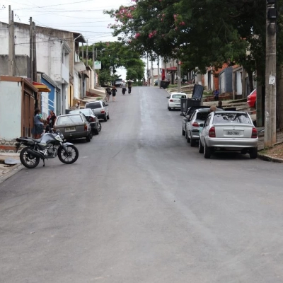 Prefeitura entrega recapeamento no Jardim Nova Esperança