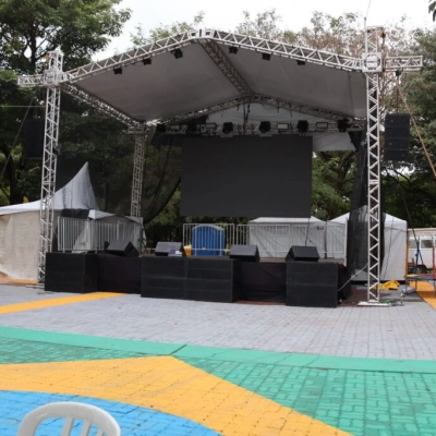 Jogo do Brasil será exibido em telões no Parque Campolim e no Paço Municipal neste sábado (13)