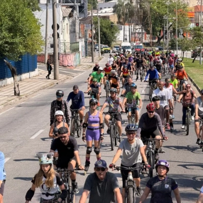 Ciclistas participam da última edição de 2025 do Pedala Sorocaba neste domingo (7)
