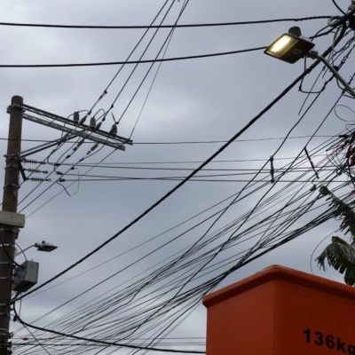Prefeitura instala iluminação pública de LED nas comunidades Vila União e Jardim Santa Luíza