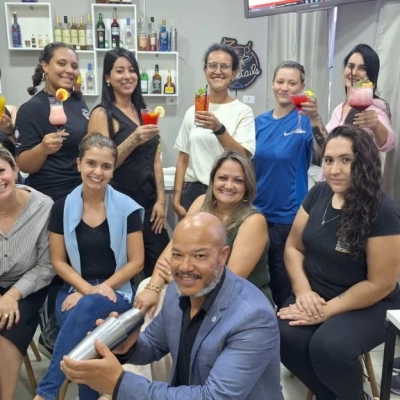 Secretaria da Mulher realiza curso de bartender sem álcool exclusivo para mulheres