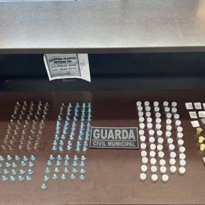GCM apreende drogas e adolescente após tentativa de fuga no Jardim Zulmira