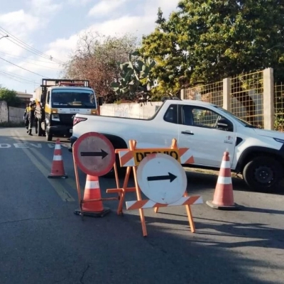 Três ruas na Vila Carol passam a ter sentido único de tráfego de veículos