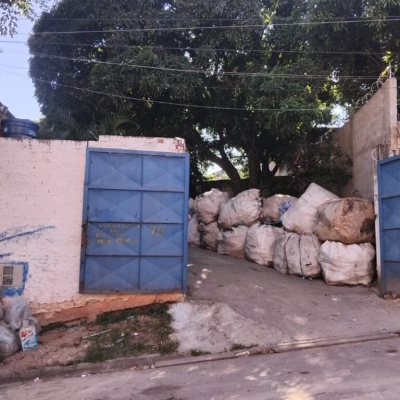 Operação Ferro-Velho interdita dois estabelecimentos irregulares nesta sexta-feira (17)